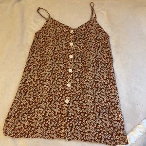 Woman’s sun dress.